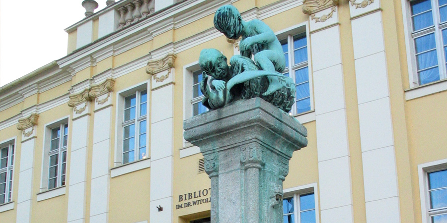 Fontanna przy Starym Rynku w Bydgoszczy
